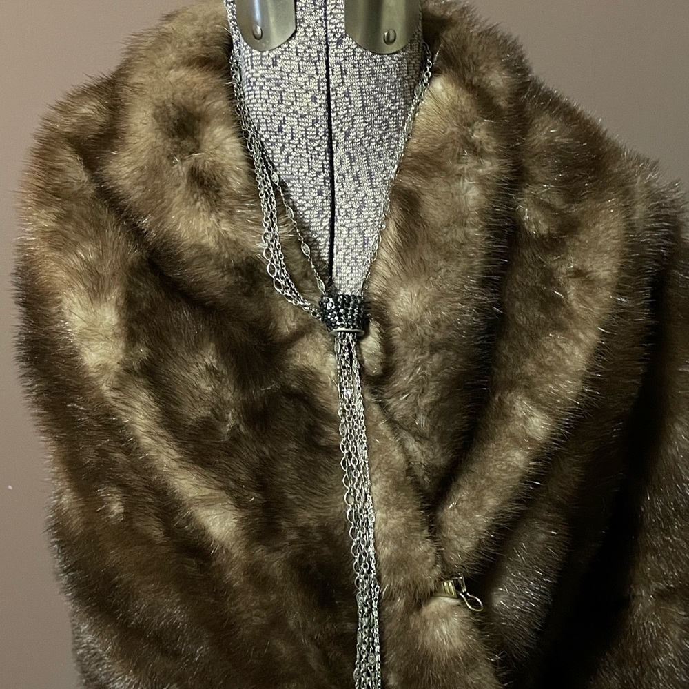 Necklace - Picture 2 of 3